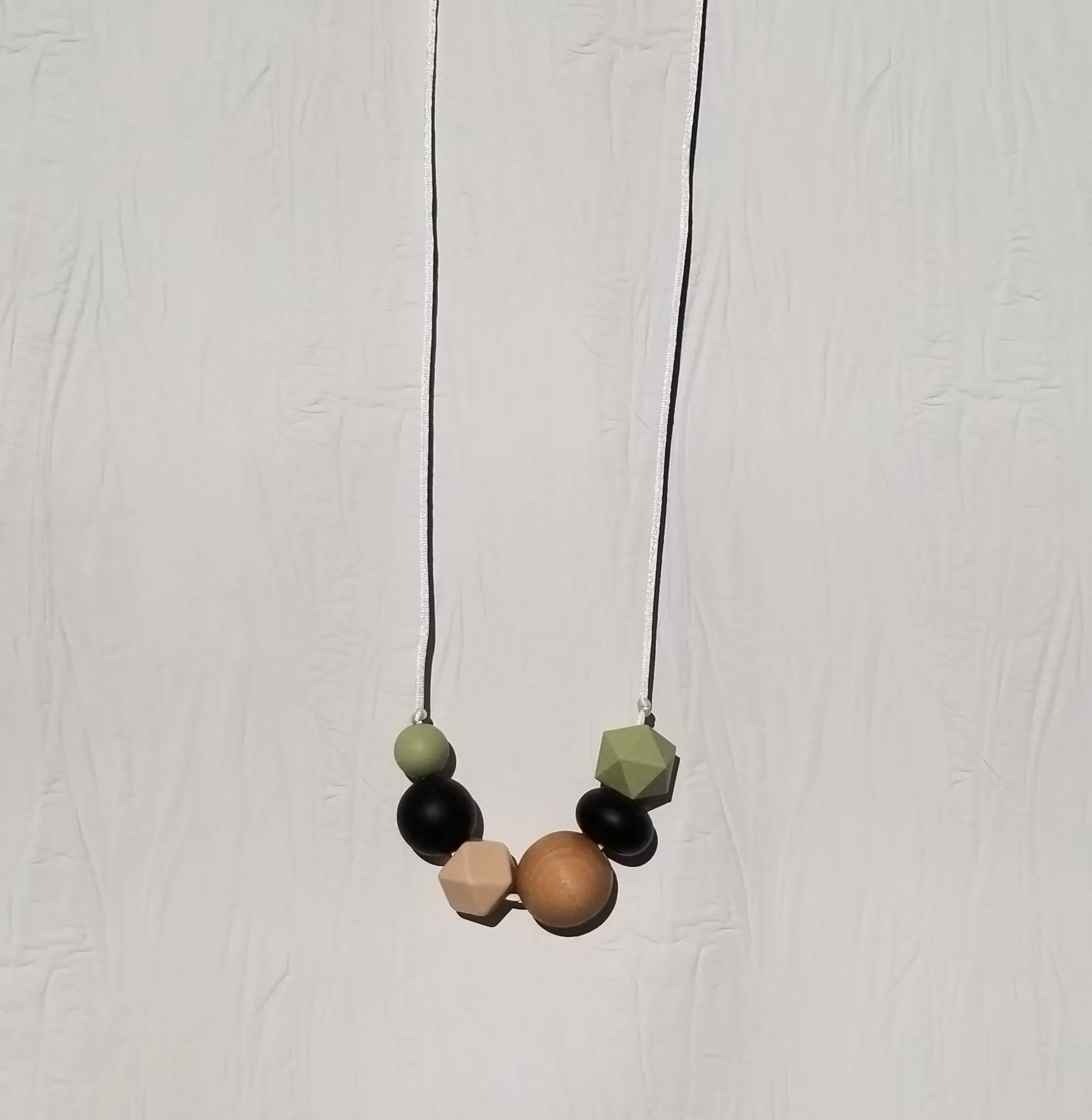 Silicone Teething Necklace for Mom by Hart & Arrow